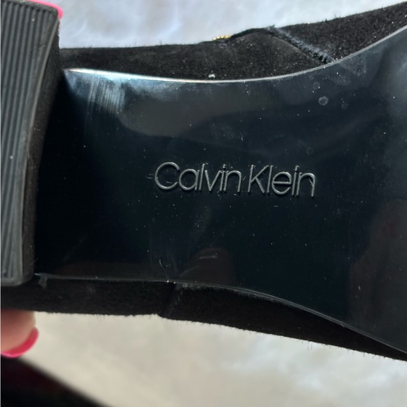 CALVIN KLEIN Fisa Suede Ankle Bootie--EUC--6.5 - Picture 9 of 12